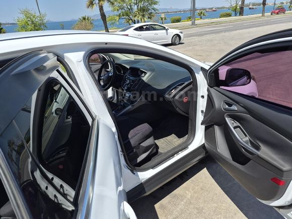 Sahibinden Ford Focus 1.6 TDCi Titanium 2013 Model