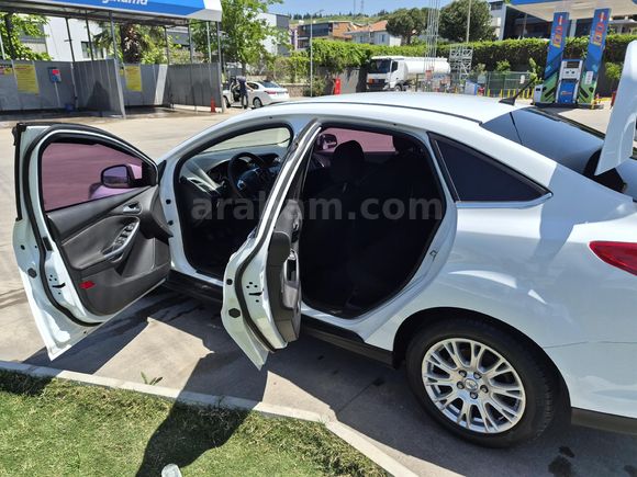 Sahibinden Ford Focus 1.6 TDCi Titanium 2013 Model