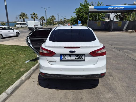 Sahibinden Ford Focus 1.6 TDCi Titanium 2013 Model