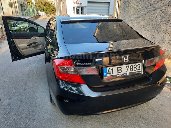 Sahibinden Honda Civic 1.6i VTEC Dream 2012 Otomatik Benzinli