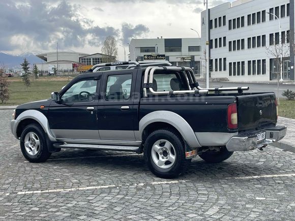 Galeriden Nissan Skystar 4x2 2011 Model Malatya