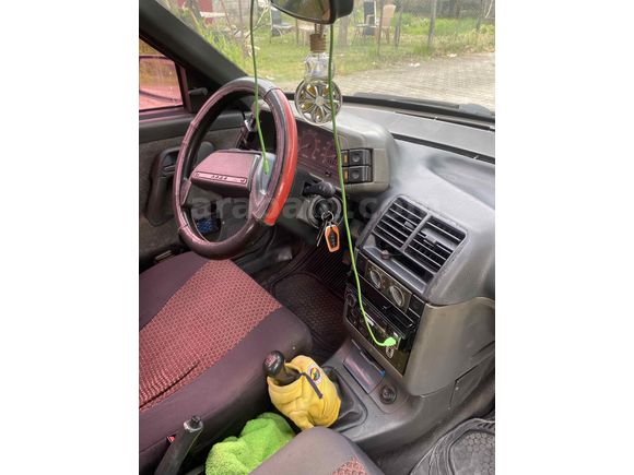 Takas olur Sahibinden Lada Vega 1.5 2000 Model 
