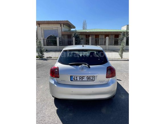 Sahibinden Toyota Auris 1.4 D-4D Elegant 2008 Model 