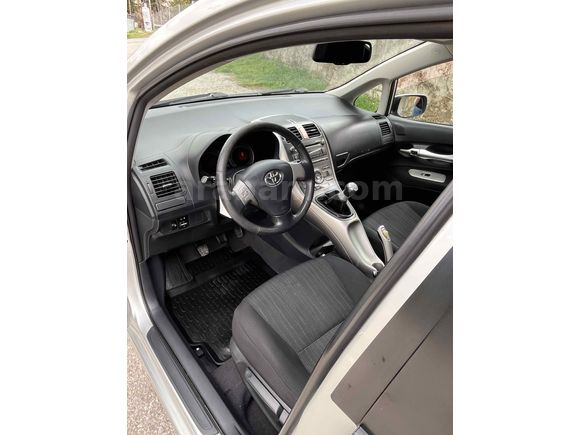 Sahibinden Toyota Auris 1.4 D-4D Elegant 2008 Model 