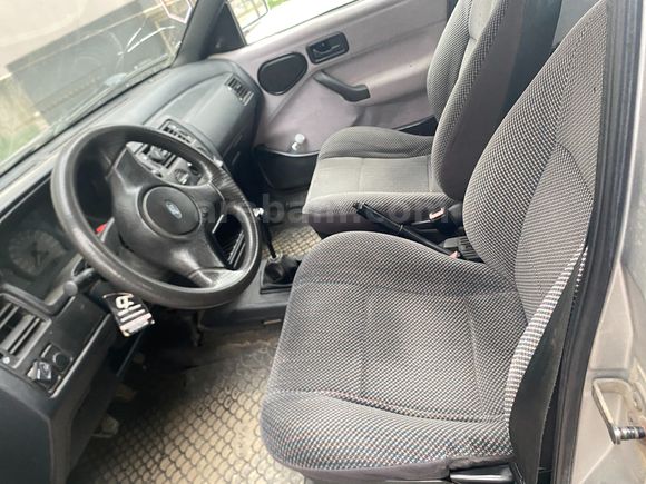 Klimasız  sorunsuz  Ford Escort 1.6 CLX 1995 Model 