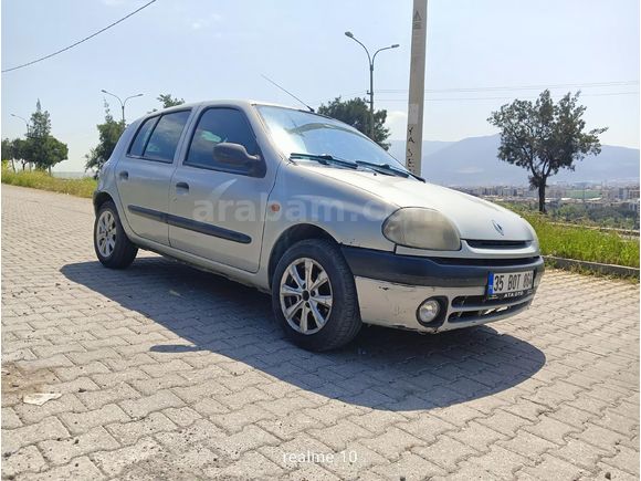 Galeriden Renault Clio 1.4 RTA 2001 Model İzmir