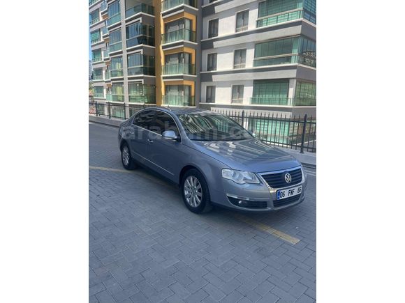Sahibinden Volkswagen Passat 1.4 TSi Comfortline 2011 Model  265.000 km Gri (Gümüş)