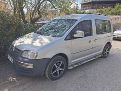 Öğretmenden 2008 model otomatik Caddy 221.000 km de