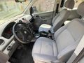 Öğretmenden 2008 model otomatik Caddy 223.000 km de