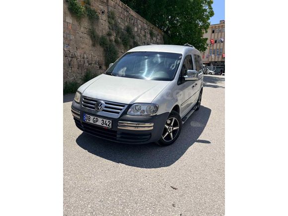 Öğretmenden 2008 model otomatik Caddy 223.000 km de