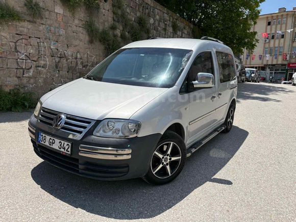 Öğretmenden 2008 model otomatik Caddy 223.000 km de