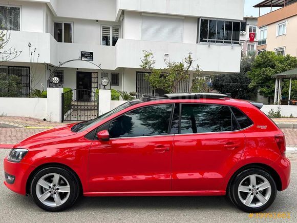 2013 POLO CHROME EDİTON CAM TAVANLI KIRMIZI