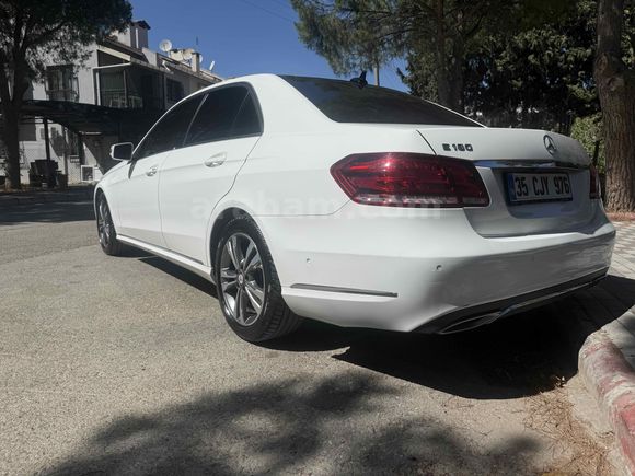 GARAJCAN DAN HATASIZ BOYASİZ CAM TAVANLI MERCEDES E180