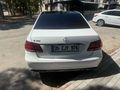 GARAJCAN DAN HATASIZ BOYASİZ CAM TAVANLI MERCEDES E180