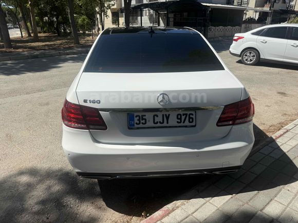 GARAJCAN DAN HATASIZ BOYASİZ CAM TAVANLI MERCEDES E180