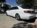 GARAJCAN DAN HATASIZ BOYASİZ CAM TAVANLI MERCEDES E180