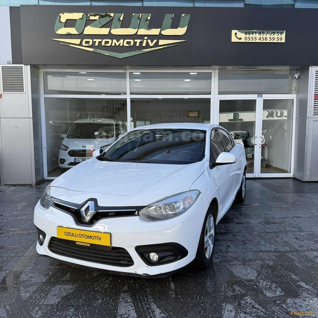Galeriden Renault Fluence 1.5 dCi Touch 2015 Model İstanbul 203.000 km Beyaz 3