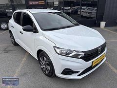 2021 ( 3 GÜN TEK FİYAT ) ORJİNAL SANDERO OTOMATİK TURBO (EKRANLI)