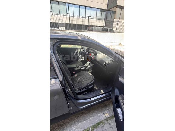Sahibinden Citroen C4 X 1.2 PureTech Max 2025 Model  4.600 km Gri
