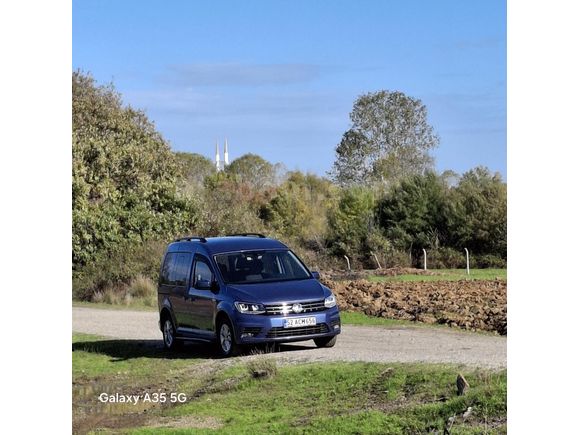 Sahibinden Volkswagen Caddy 2.0 TDI Exclusive 2019 Model  96.000 km Mavi
