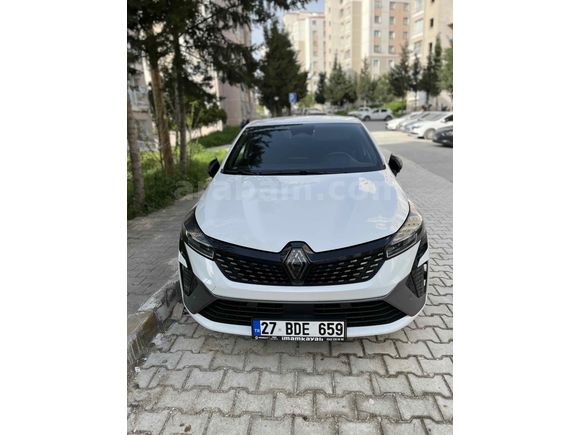 Sahibinden Renault Clio 1.0 TCe Techno Esprit Alpine 2025 Model 