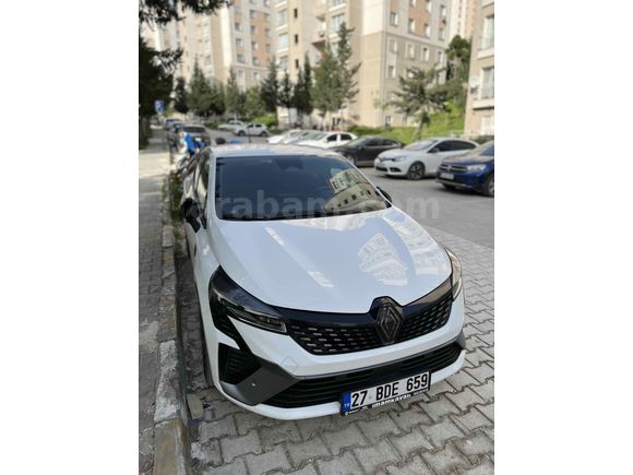 Sahibinden Renault Clio 1.0 TCe Techno Esprit Alpine 2025 Model 