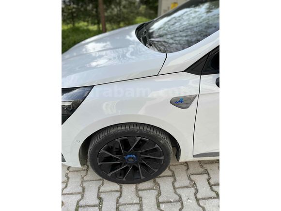 Sahibinden Renault Clio 1.0 TCe Techno Esprit Alpine 2025 Model 