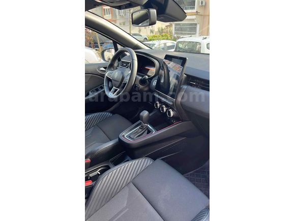Sahibinden Renault Clio 1.0 TCe Techno Esprit Alpine 2025 Model 