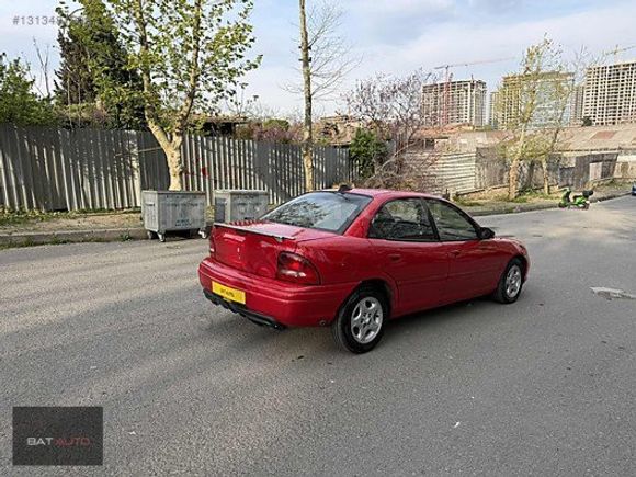 BAT AUTO 'DAN CHRYSLER NEON SPORT