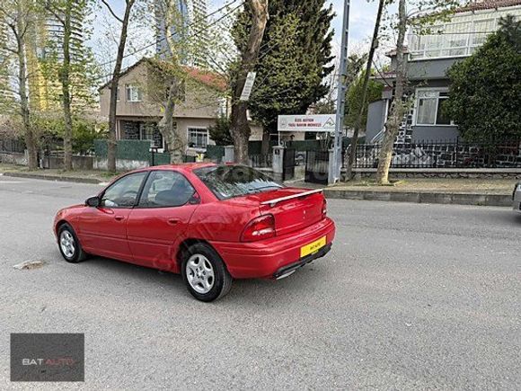 BAT AUTO 'DAN CHRYSLER NEON SPORT