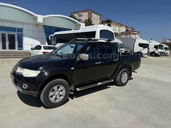 Sahibinden Mitsubishi L 200 4x4 Intense 2011 Model 