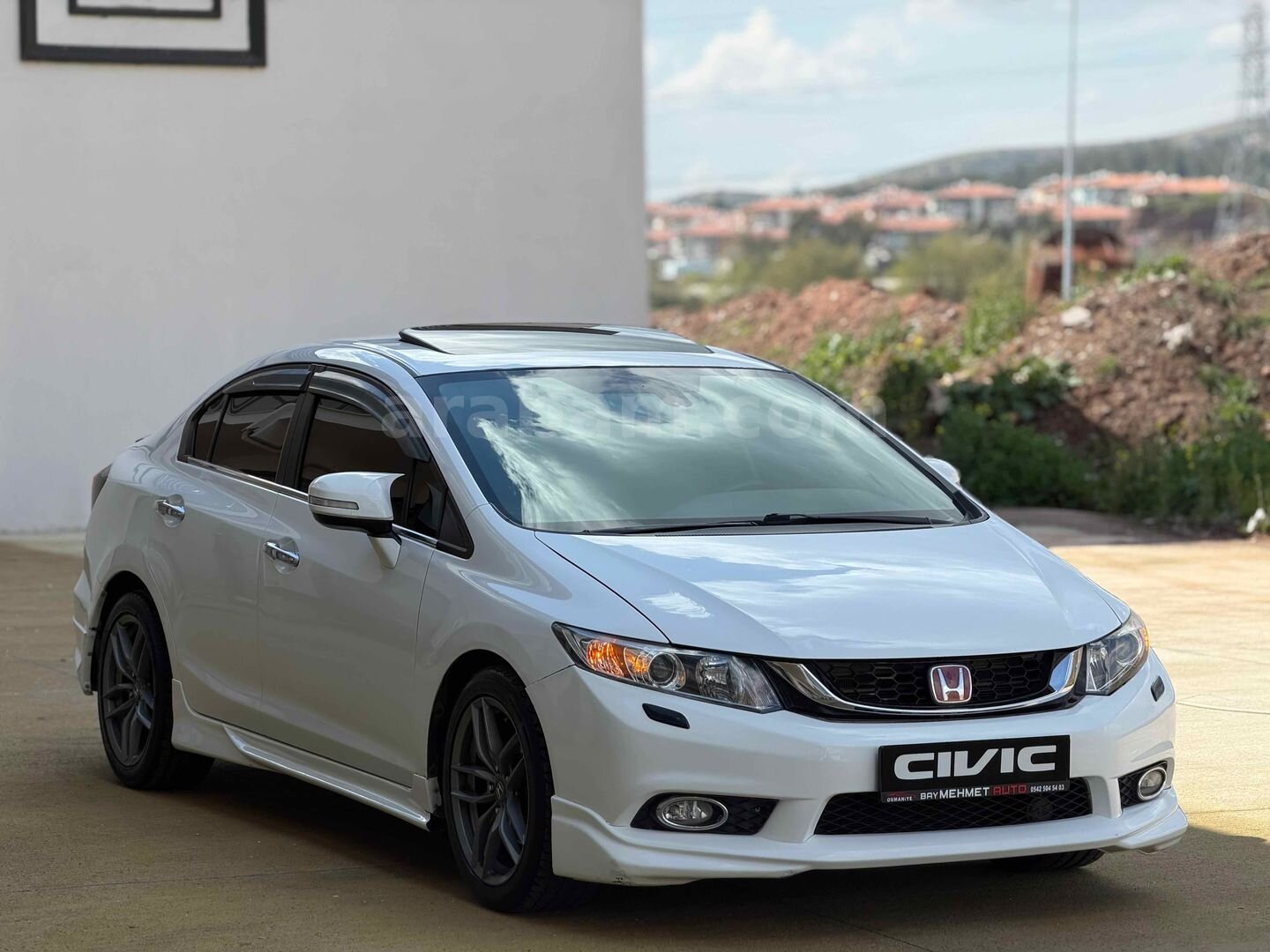 Galeriden Honda Civic 1.6i VTEC Eco Elegance 2013 Model Osmaniye 232.000 km Beyaz 3