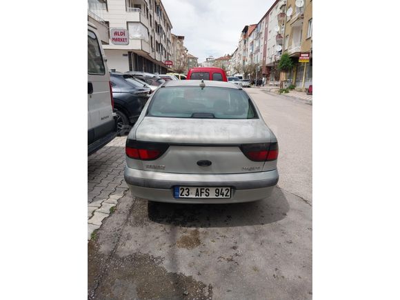 Sahibinden Renault Megane 1.6 1999 Model