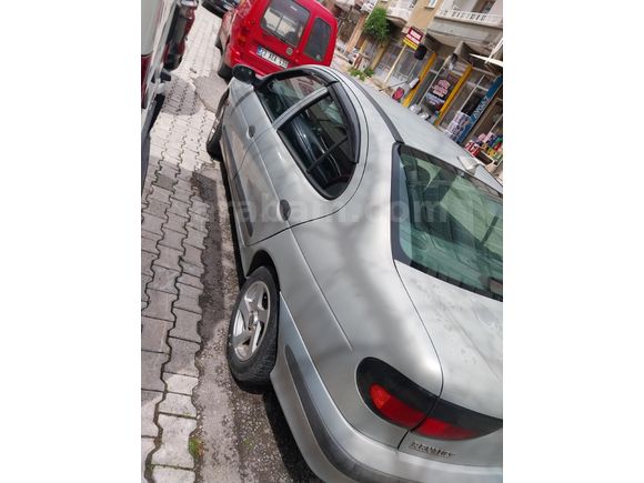 Sahibinden Renault Megane 1.6 1999 Model