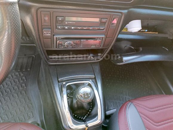Sahibinden Volkswagen Passat 1.8 Basic 1998 Model
