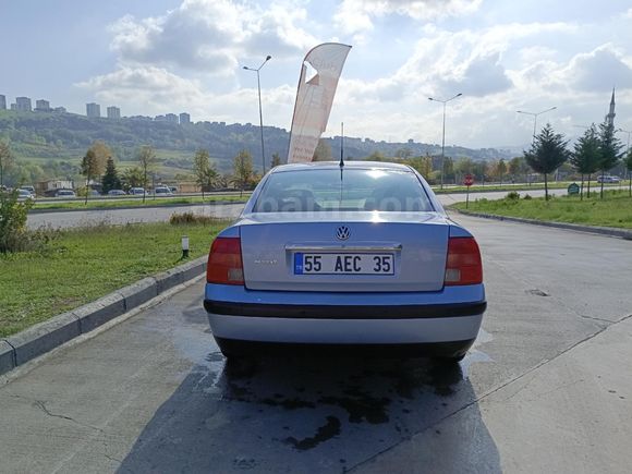 Sahibinden Volkswagen Passat 1.8 Basic 1998 Model