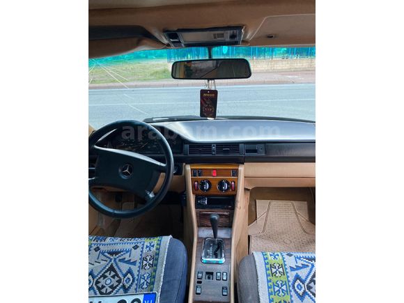 Sahibinden Mercedes - Benz E 200 1987 Model