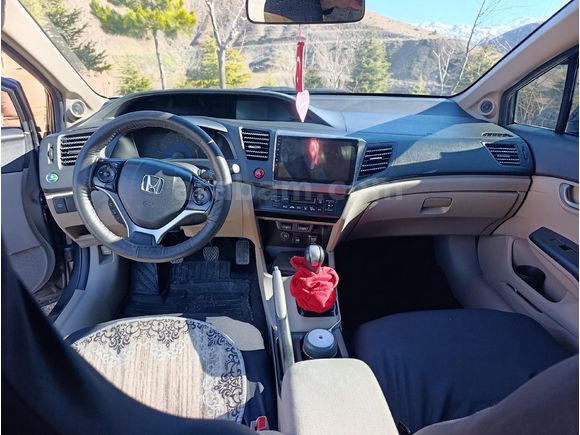 Sahibinden Honda Civic 1.6i VTEC Eco Elegance 2014 Model