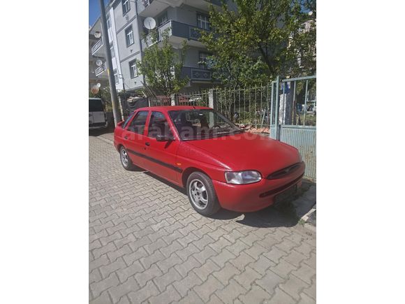 Telefondan kontrol edilen Ford Escort 1.6 CL 1996 Model