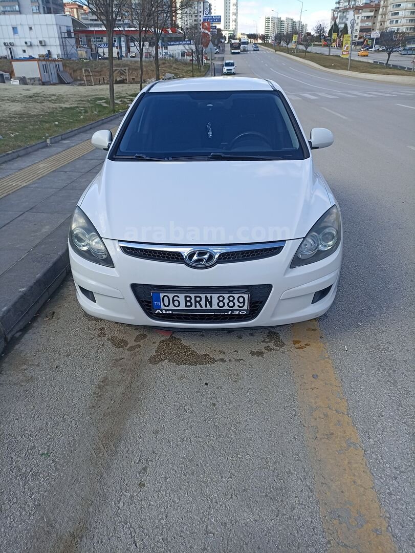 Sahibinden Hyundai i30 1.6 CRDi Team 2011 Model 1