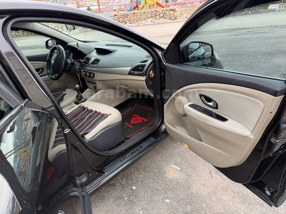 Sahibinden Renault Fluence 1.5 dCi Expression 2010 Model 