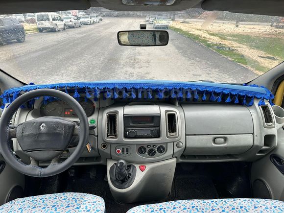 Galeriden Renault Trafic Multix 1.9 dCi otomobil ruhsatlı Gaziantep