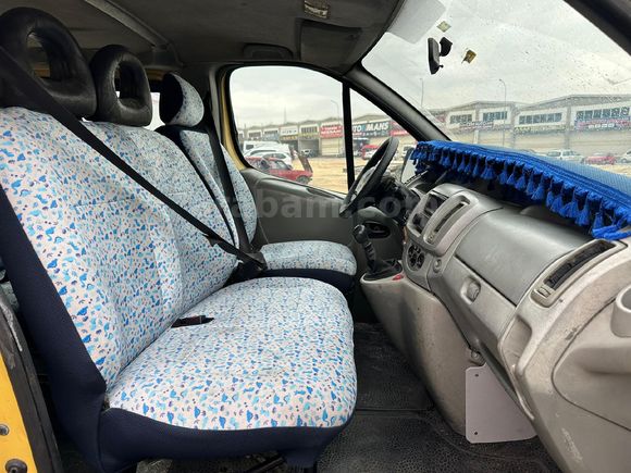 Galeriden Renault Trafic Multix 1.9 dCi otomobil ruhsatlı Gaziantep