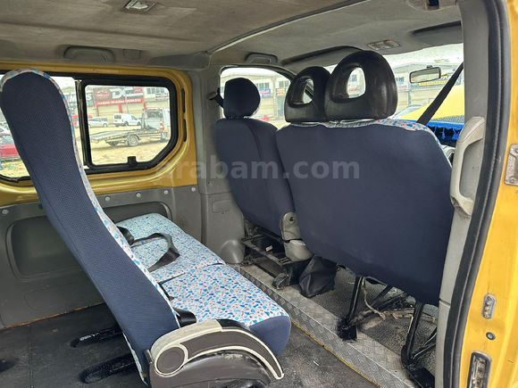 Galeriden Renault Trafic Multix 1.9 dCi otomobil ruhsatlı Gaziantep