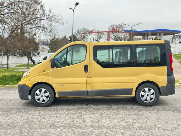 Galeriden Renault Trafic Multix 1.9 dCi otomobil ruhsatlı Gaziantep