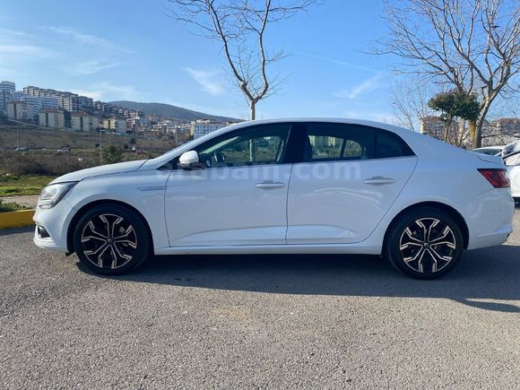 Sahibinden Renault Megane 1.5 Blue DCI Touch 2019 Model