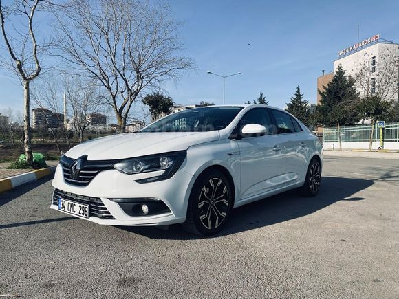 Sahibinden Renault Megane 1.5 Blue DCI Touch 2019 Model