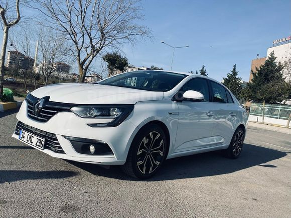 Sahibinden Renault Megane 1.5 Blue DCI Touch 2019 Model