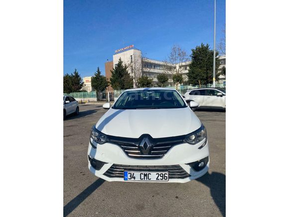 Sahibinden Renault Megane 1.5 Blue DCI Touch 2019 Model