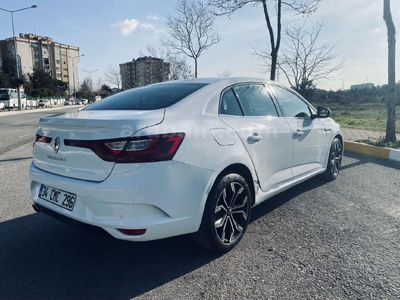 Sahibinden Renault Megane 1.5 Blue DCI Touch 2019 Model